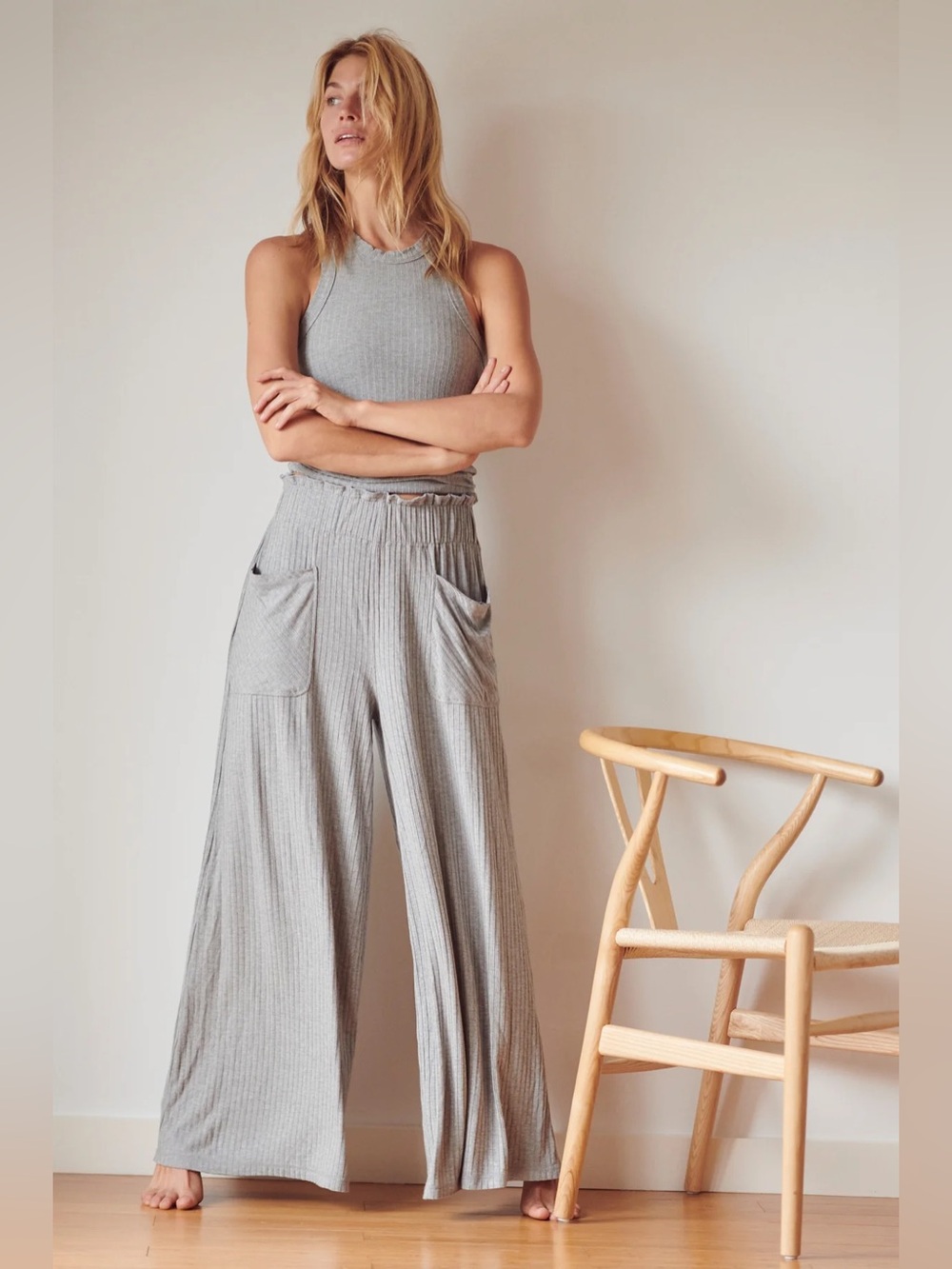 Free people movement Grey Ribbed flowy leggings